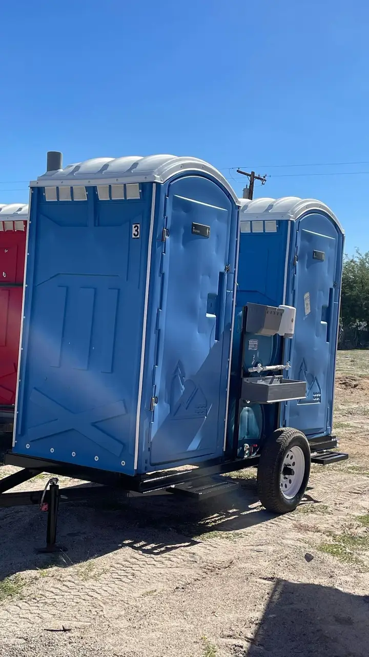 OSHA Job-Site Toilet Rules in 5 Slides